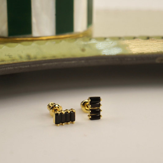 Aros mini circón negro enchape oro 18k