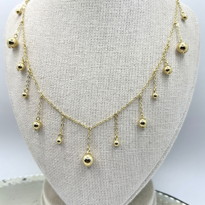 Collar enchape oro bolitas