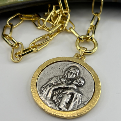 Collar Virgen María Niño Jesús Enchape oro18k